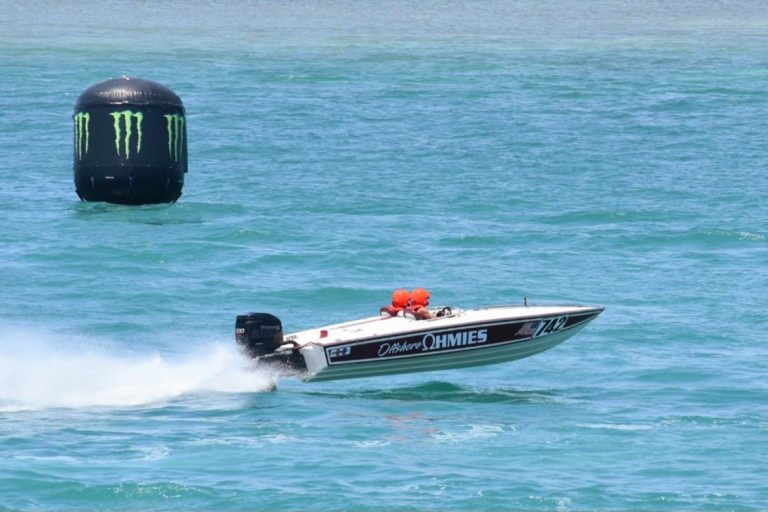 race boat 1
